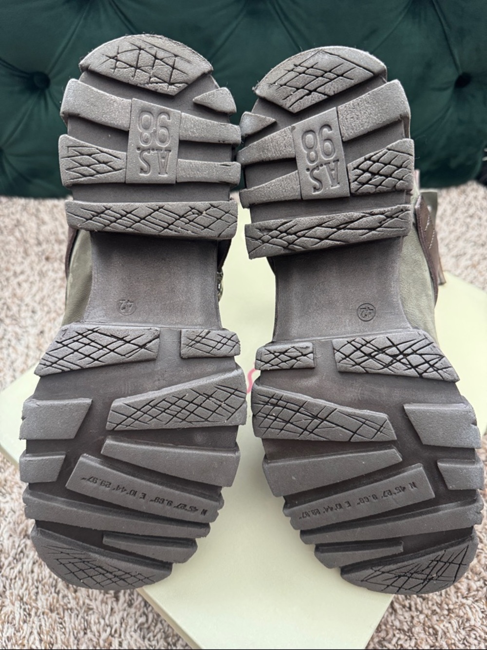 Hamish Boots- Green Jungle Print (EU 42) - Picture 4 of 6